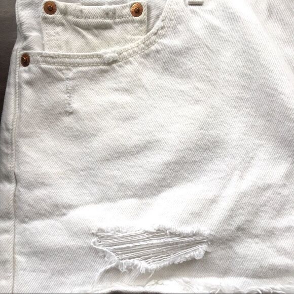 LEVI’s 501 Cut Off Denim Shorts Destruction White 29 - Picture 11 of 13